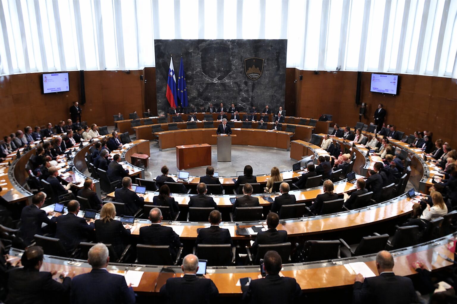 Danijel Krivec in Franc Križan v boju za podpredsedniški položaj, medtem ko Svoboda ni predlagala svojega kandidata; vir: Facebook