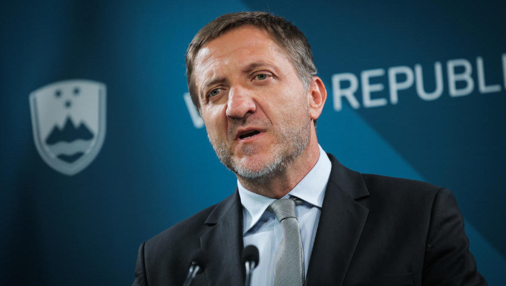 To je slovenski politik, ki je obrnil hrbet Jankoviću, zdaj ga želi premagati