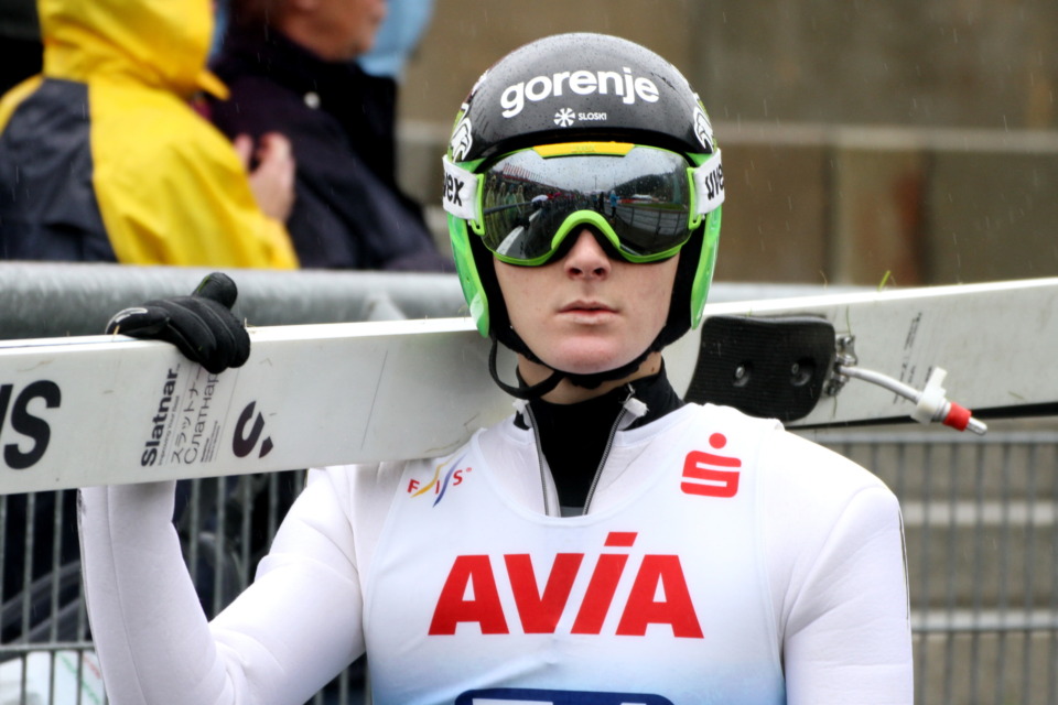 Domen Prevc presenetil z brutalnim Audijem RS Q8! Preberite vse o njegovi novi 600-konjski mrcini, ki združuje prestiž in moč, ter zakaj se za njim vsi ozirajo.