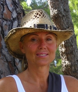 Lepa Brena in njen skrivni posel: Le redki vedo, da celo mesto pri njej naroča pleskavice