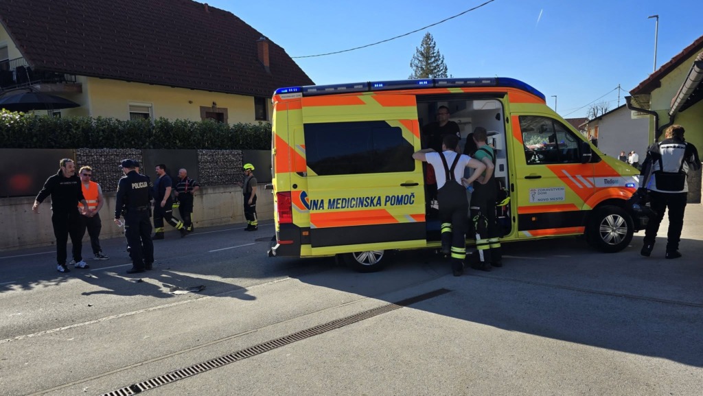 Danes nesreča motorista na Dvoru, oglasil se je priznani slovenski zdravnik