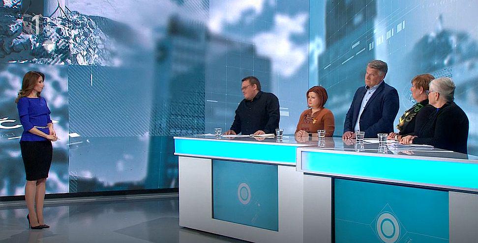 Pred volitvami so se slikali po domovih za upokojence, zdaj minister Maljevac priznal, kaj vse je šlo narobe, da bi imel v domovih nižje položnice