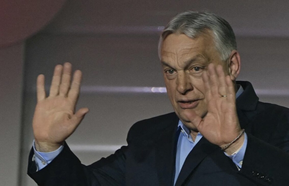 Orbánov padec po 16 letih: Madžarska se je zbudila v povsem novo politično jutro