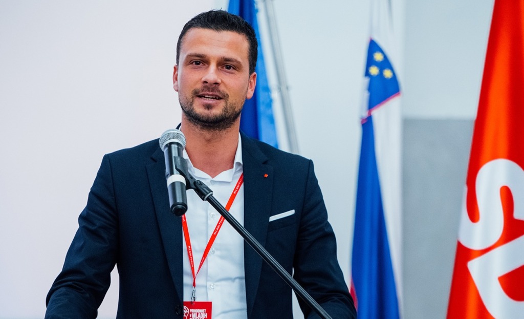Vrača se v slovensko politiko! Po hudih očitkih nekdanje partnerke in odstopu zdaj znova kandidira