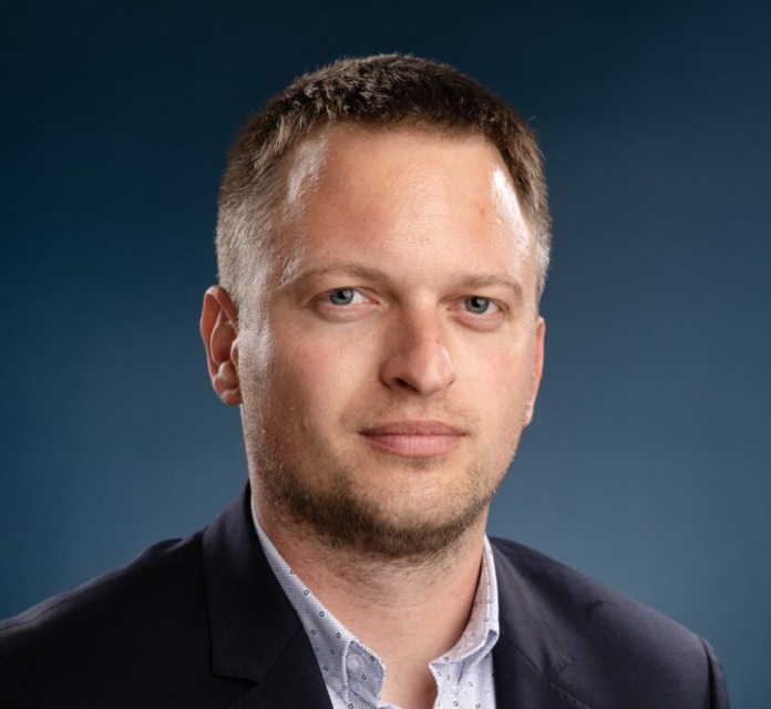 Tine Novak - Demokrati