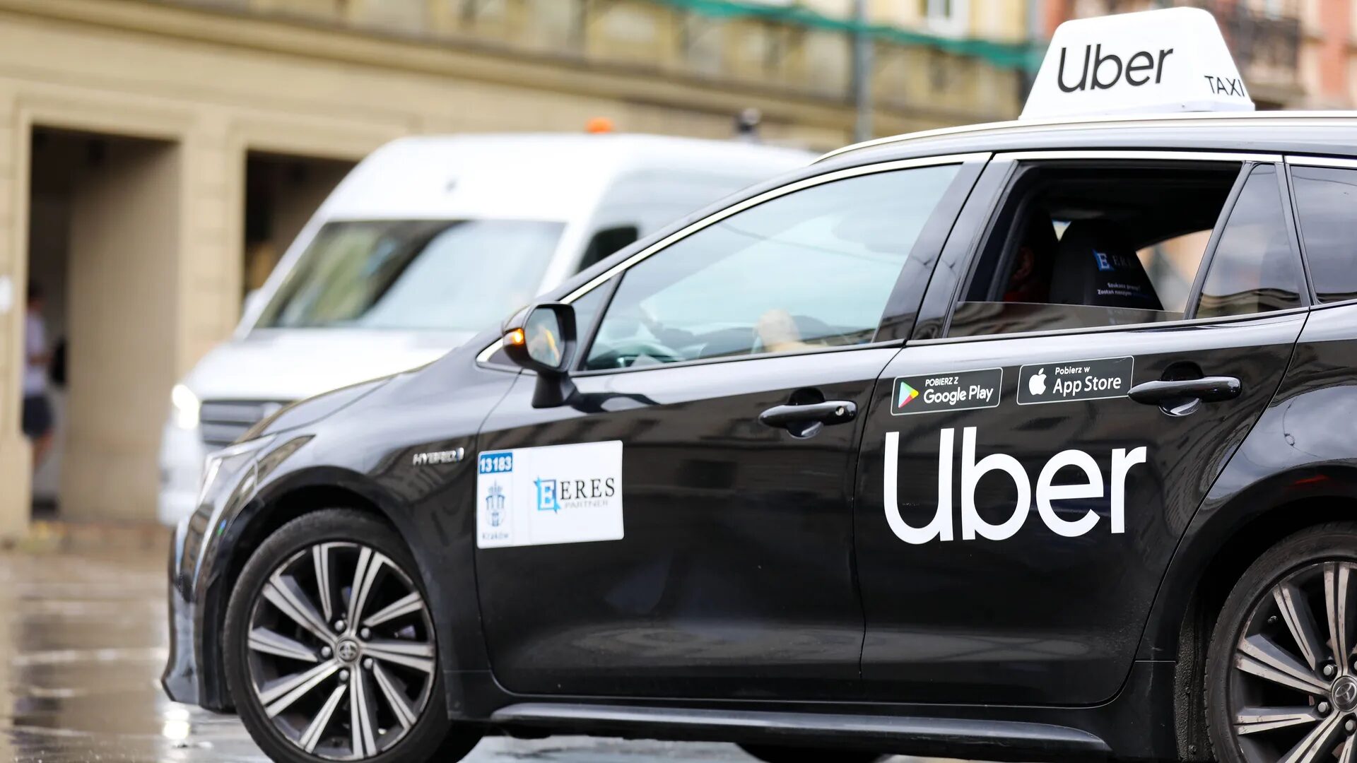Z današnjim dnem v Mariboru začel delovati Uber – preverite, kako deluje in kaj vas čaka