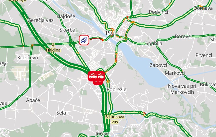 Zaprta je cesta med Draženci in Ptujem v obe smeri; vir: Promet.si