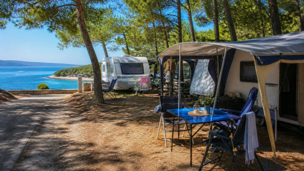 Plačala prek Bookinga, v kampu pa hladna prha: “Vaše rezervacije ni”