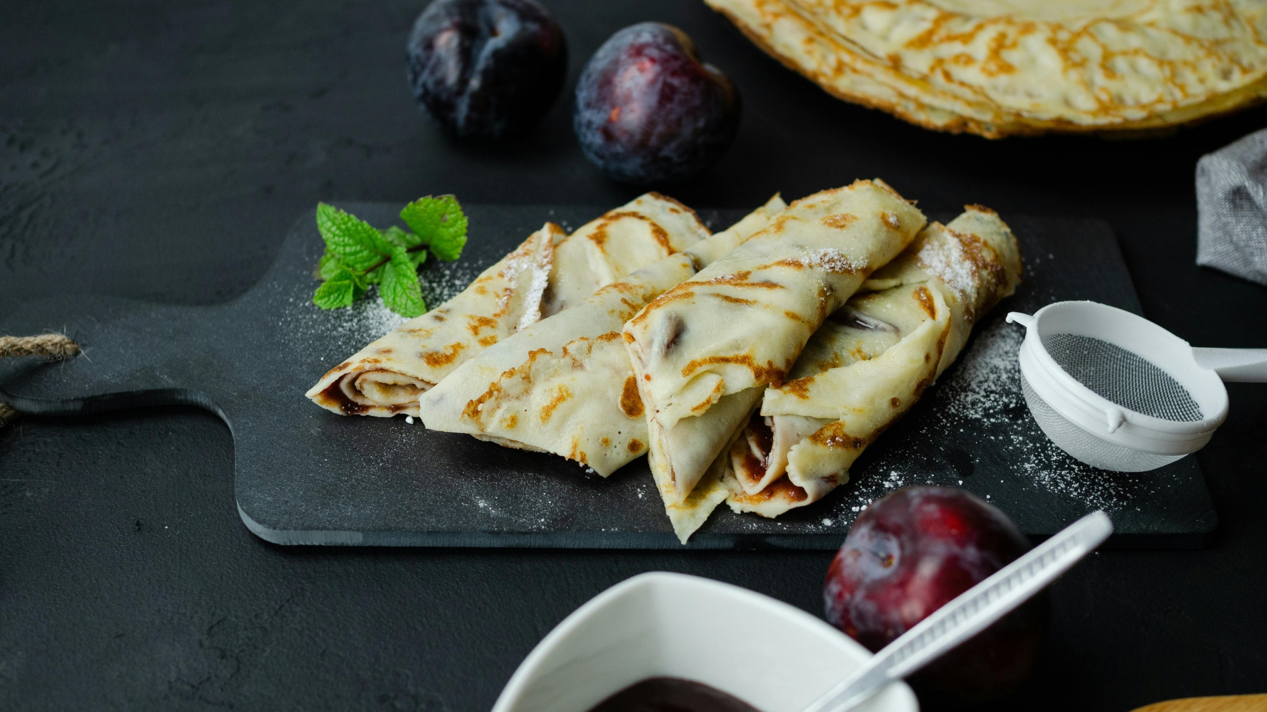 Palačinke recept servirane
