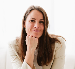 Sara Isaković! Spoznajte njene skrivnosti za mentalno trdnost, psihologijo zmogljivosti in zakaj njeno podjetje trenutno išče nove moči.
