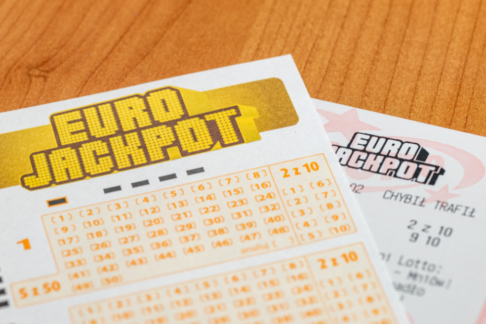 Padel Eurojackpot, vreden 120 milijonov evrov! Ne boste uganili, kam gre velikanski dobitek