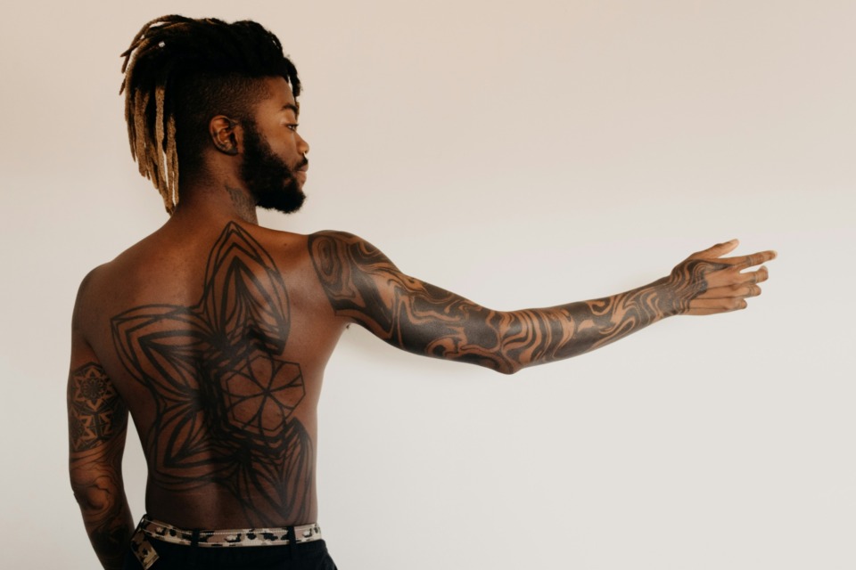 Od nedolžnega tatuja do zapora - Vaš tatu vas lahko stane svobode!