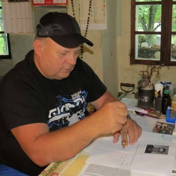 Umrl znani slovenski zdravilec, radiostezist Zdravko, iskal je pogrešane ljudi, vodo in zlato