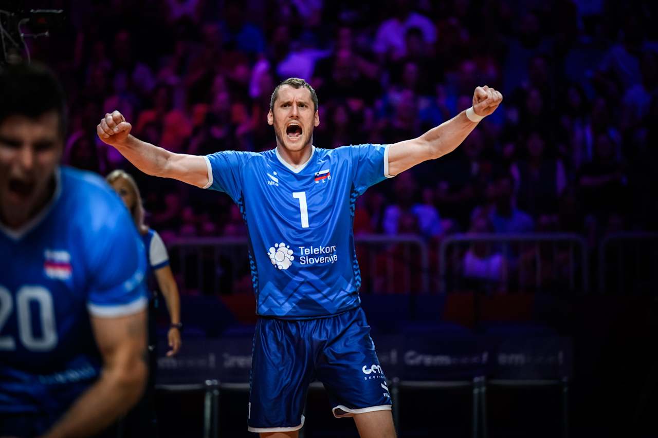 Super štart Slovenije, v Stožicah odmevala Golica