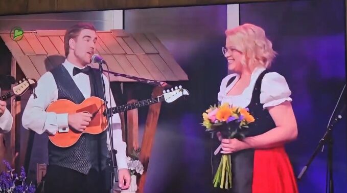 Prifarski muzikanti predstavili novega člana, bil je gost pri Darji Gajšek
