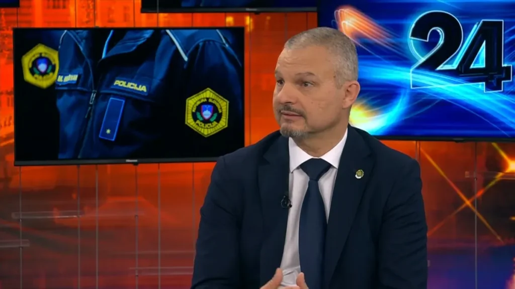 Odstopil prvi Golobov kriminalist, direktor NPU-ja, Darko Muženič - kdo bo zdaj prevzel občutljive preiskave?