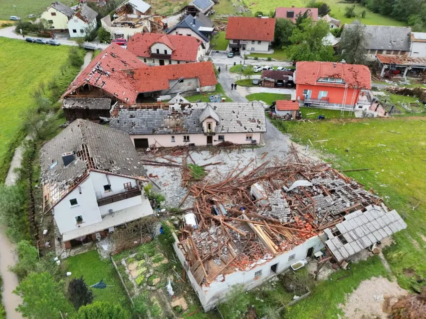 Tadej Pogačar znova pokazal veliko srce: domačemu kraju po uničujočem neurju namenil visoko denarno pomoč