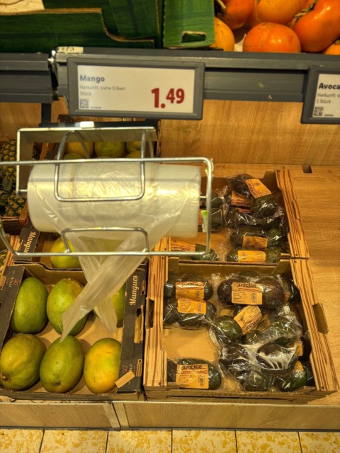 Mango v trgovini Lidl v Švici Vir: X