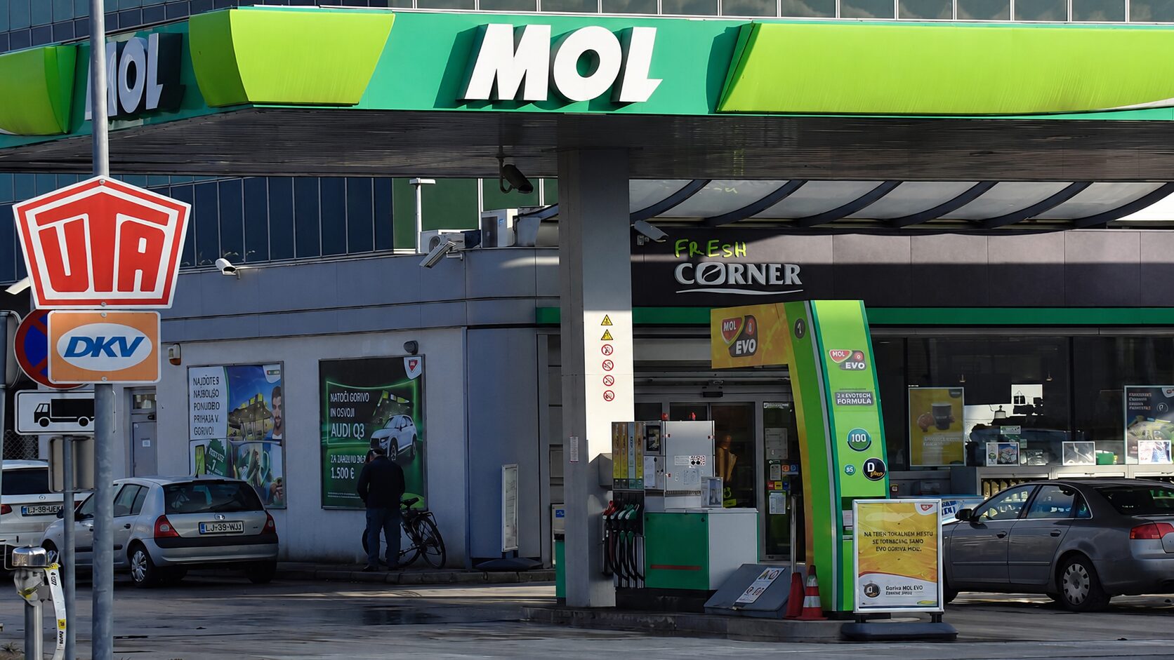 Po točenju goriva v Trebnjem začeli opažati težave z avtomobili? Oglasilo se je več voznikov, MOL odgovarja