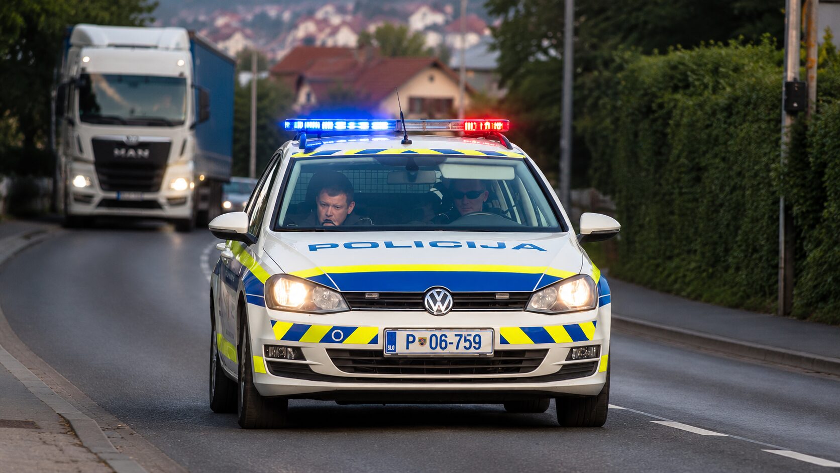 Osumljenec bežal pred policijo in končal v Šentilju, na terenu tudi Avstrijci