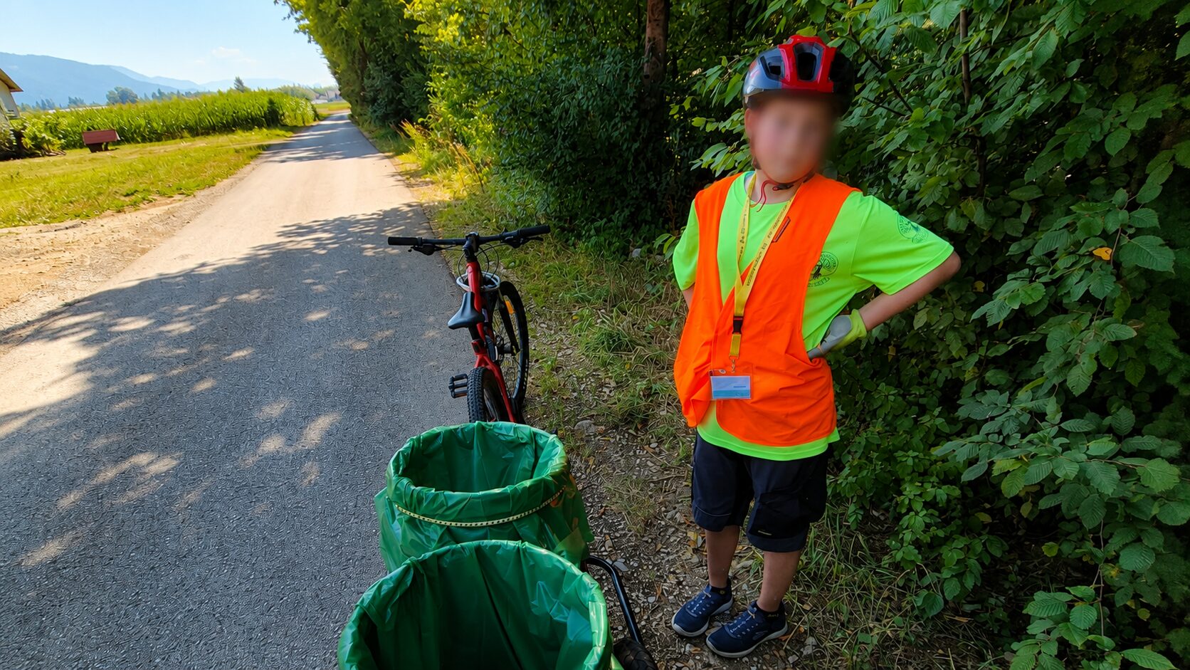 12-letni Mark med počitnicami prostovoljno čisti okolico: »To delam zato, ker je treba skrbeti za lepo in čisto okolico«