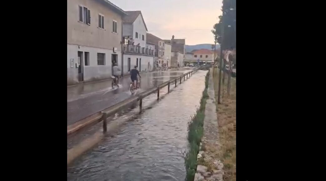 Meteocunami znova udaril na Hvaru, za Split in okolico nocoj rdeč alarm