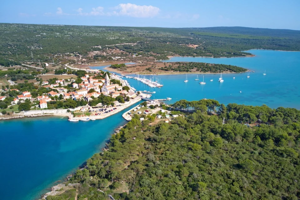 Kamp Preko Mosta (Osor, Mali Lošinj)