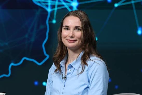 Karin Planinšek udarila po borčevskih pokojninah: »Bajne zneske dobivajo potomci, navadni upokojenci pa životarijo« (VIDEO)