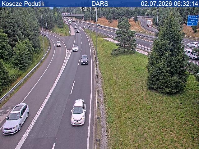 Na pomurski in štajerski avtocesti oviran promet, konec tedna zapora vipavske hitre ceste