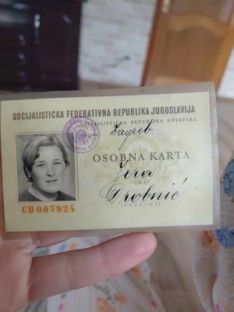 V Mokronogu iščejo sorodnike Jere Drobnič: po poroki je odšla na Kosovo, pomaga tudi župan