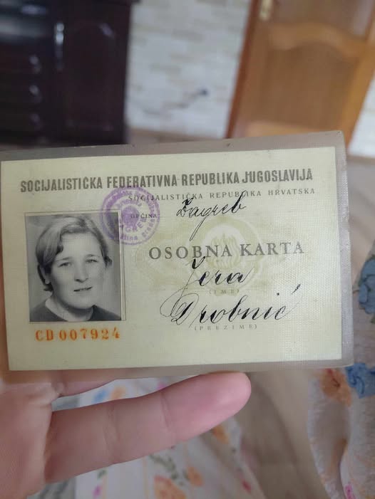 V Mokronogu iščejo sorodnike Jere Drobnič: po poroki je odšla na Kosovo, pomaga tudi župan