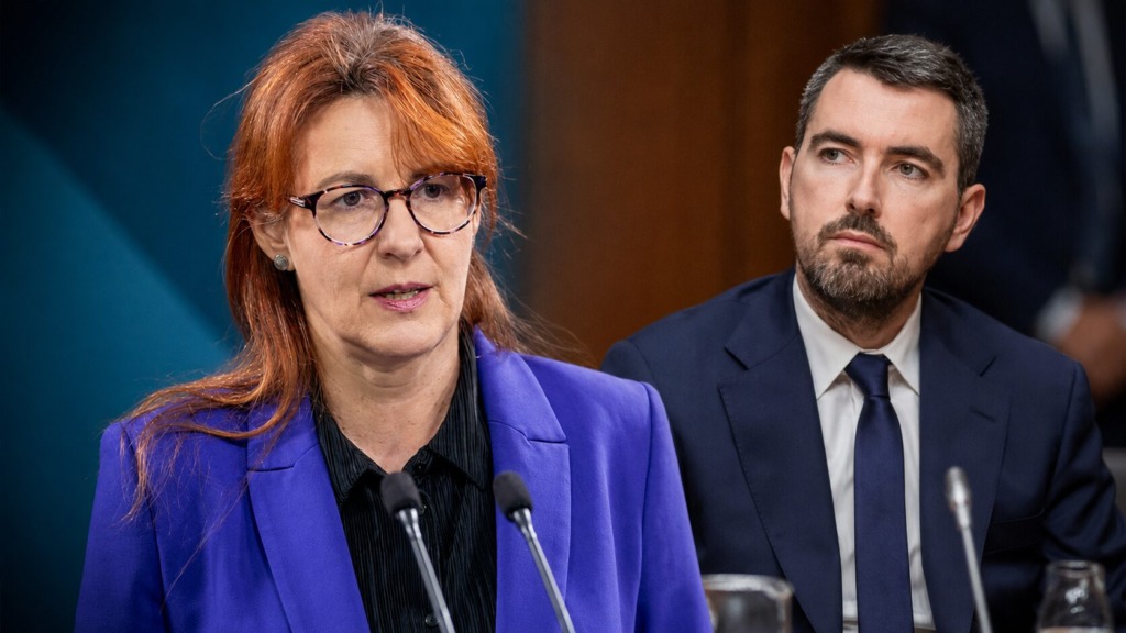 Poslanec Resni.ce ostro nad Katičevo, potem ko je odprla temo o "politični policiji": »Ne zavajajte ljudi!« (VIDEO)