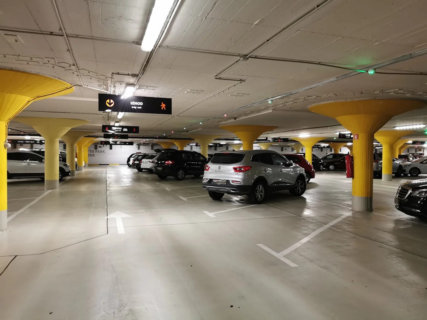 Nujno obvestilo! Zaradi napovedane toče ALEJA in Citypark odpirata parkirni hiši za zaščito vozil