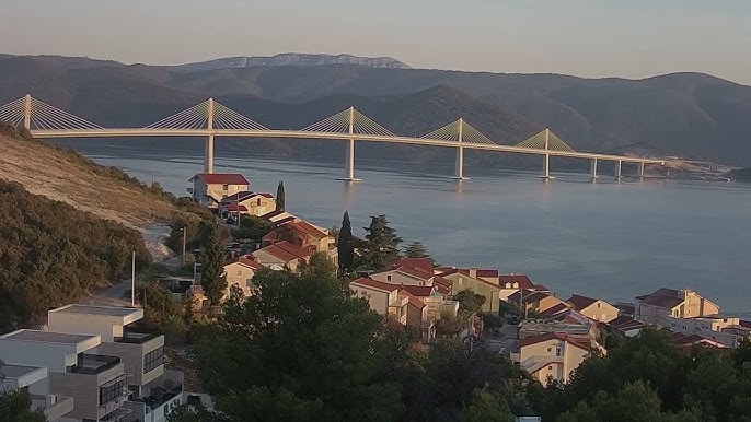 Pelješki most.