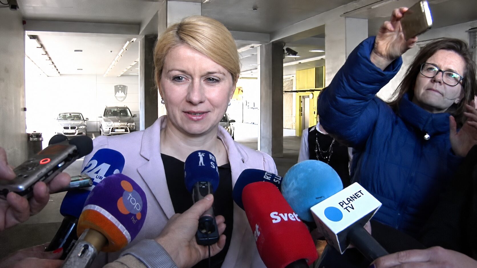 Tudi to je slovenska politika: ponarejena spričevala, odvzeti nazivi, namesto poslanca Branka je šel nekdo drug na izpit