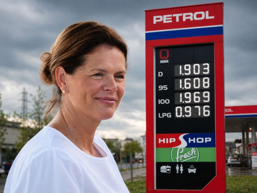 Alenka Bratušek priznala, da so ji grozili