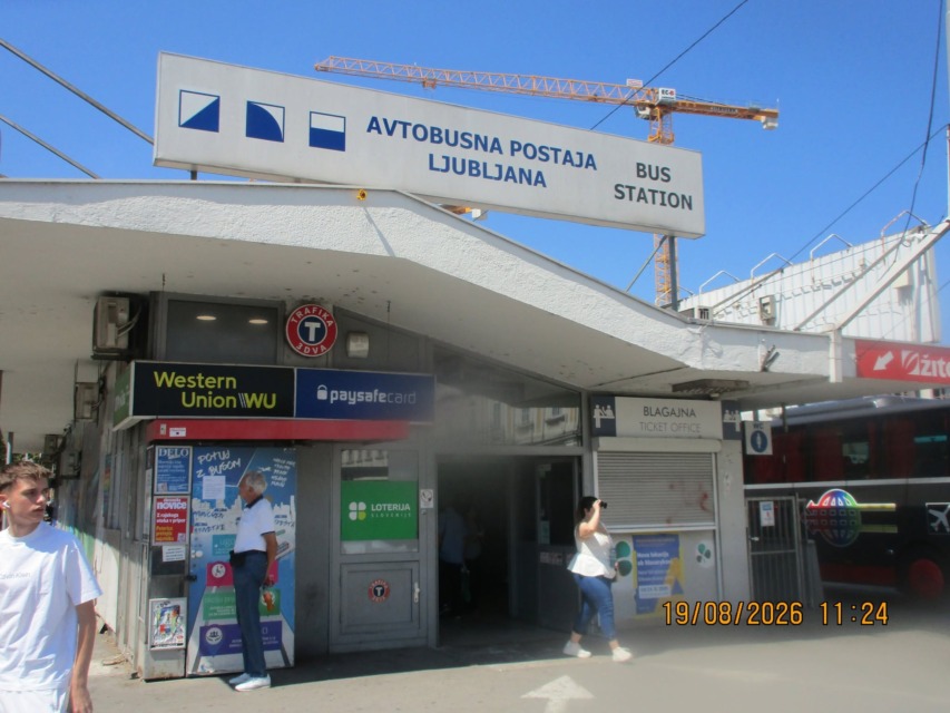 Avtobusna postaja Ljubljana je na Trgu OF