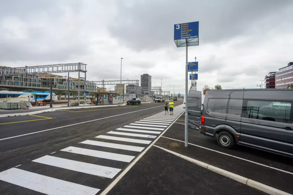 Velika sprememba za vse potnike! Ljubljanska avtobusna postaja se je čez noč preselila