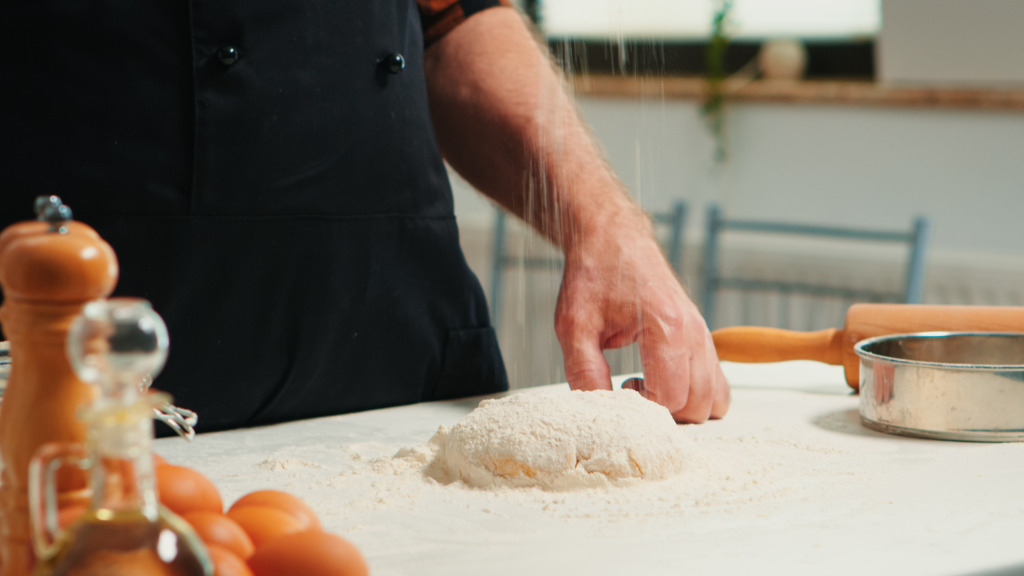 domači kruh recept, uporaba moke na testu