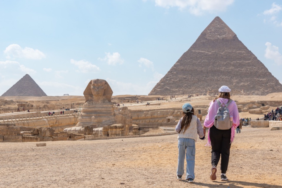 Egipt dopust, pogled na Sfingo in piramide