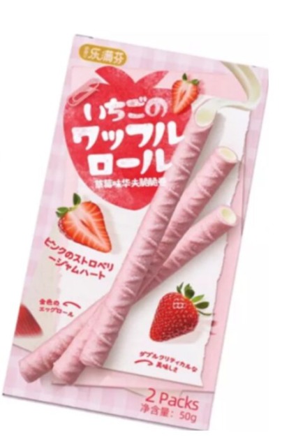 Jagodna vafelj rolica 52g