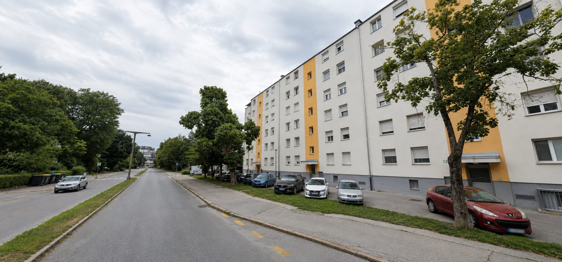 Zagorelo v ljubljanskem bloku, stanovalce evakuirali, ena oseba v UKC