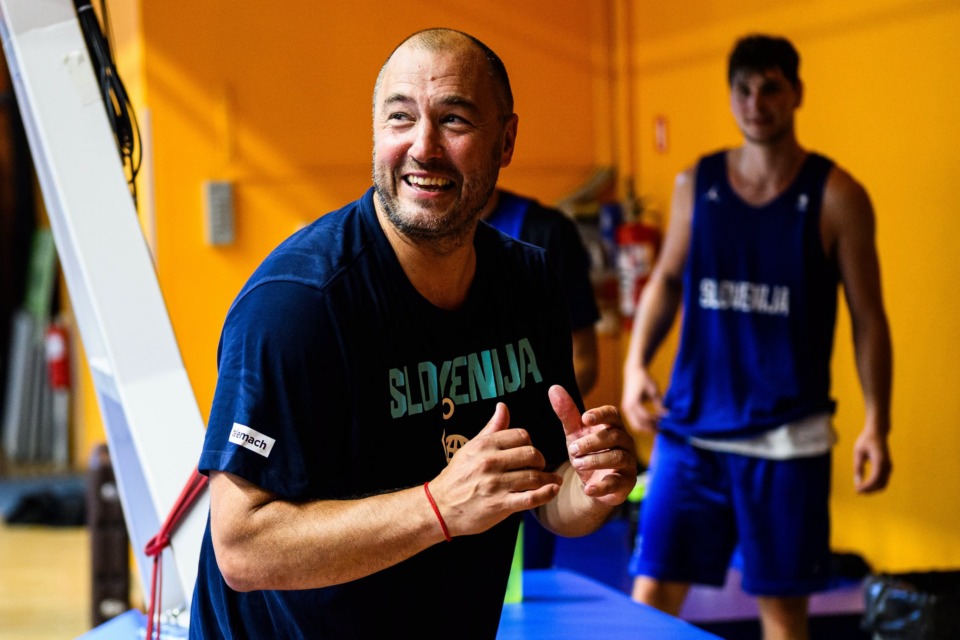 To pa je presenečenje, Slovenija dobila še B reprezentanco, poleg dva nekdanja asa