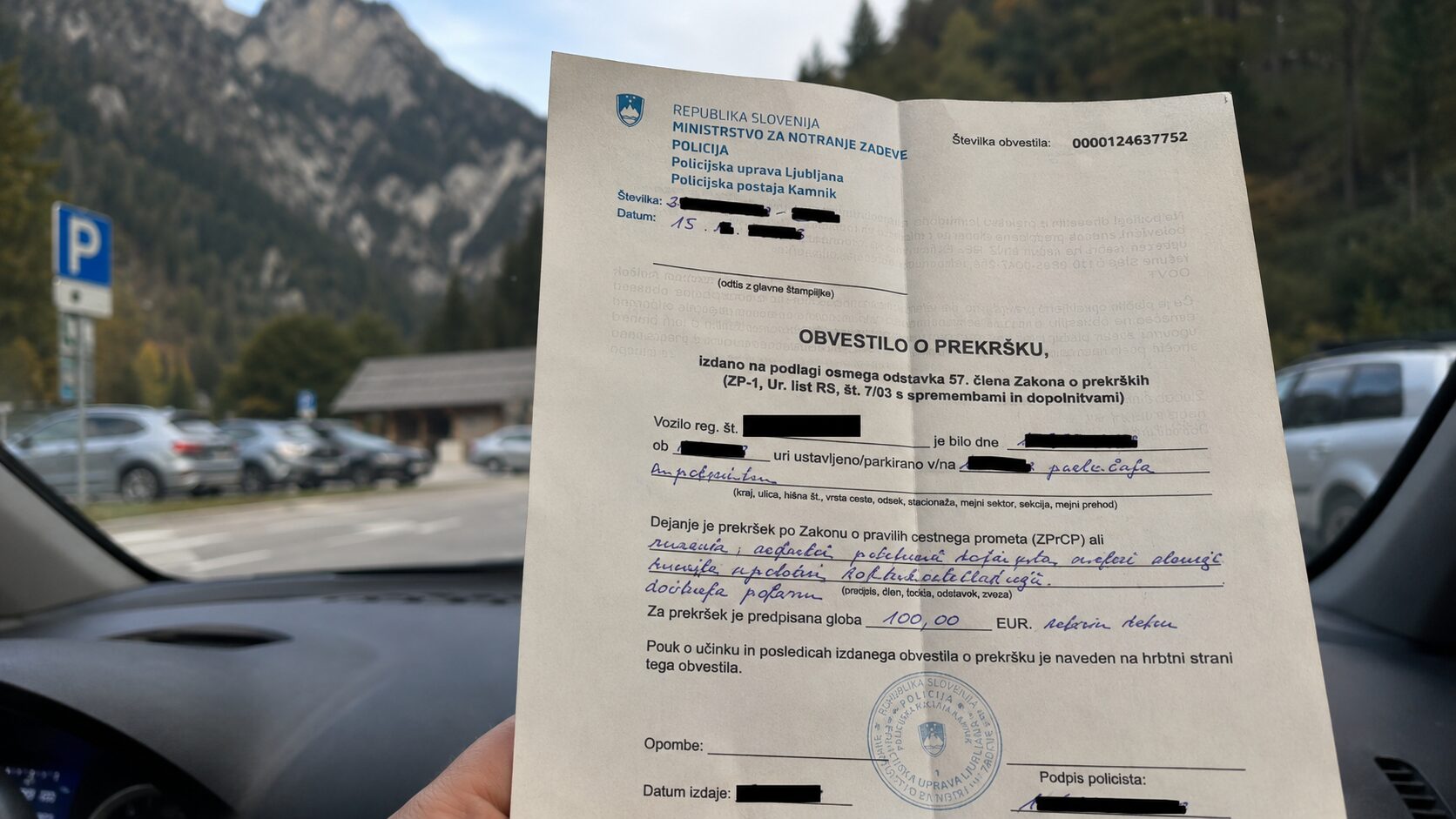 Policijsko obvestilo o prekršku v Kamniški Bistrici z zapisano globo 1.000 evrov.