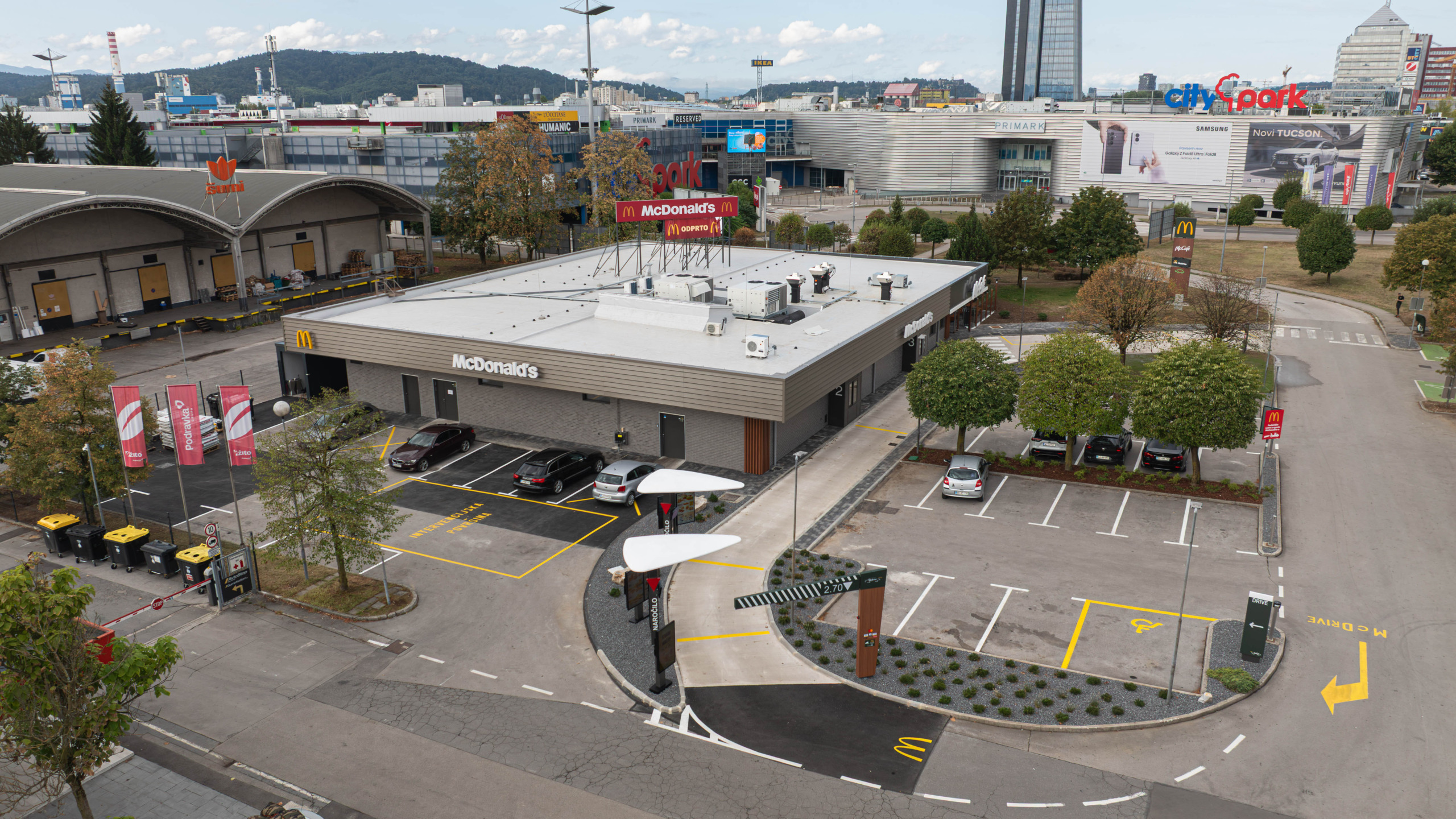 Prvi McDonald's v Ljubljani je znova odprl vrata! Poglejte, kaj vas čaka ob naslednjem obisku