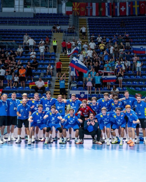 Slovenski kadeti strli Nemčijo in se že uvrstili med najboljših osem v Evropi