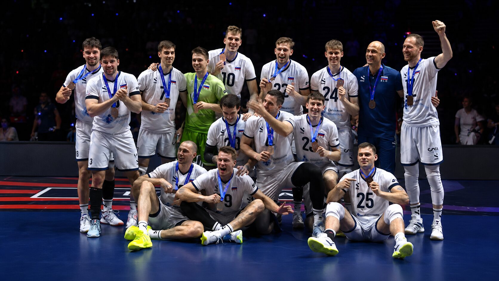 Zgodovina je spisana! Slovenija strla Japonsko in osvojila prvo medaljo v ligi narodov