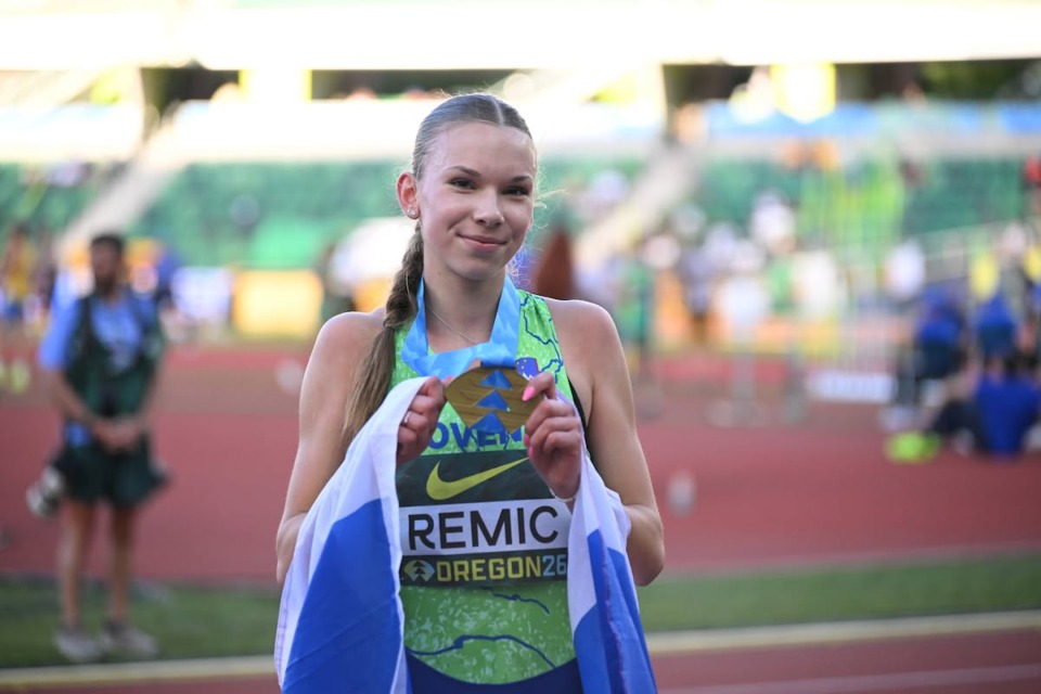 Slovenija slavi novo športno junakinjo: Živa Remic je svetovna prvakinja! (FOTO in VIDEO)