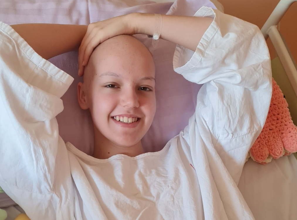 Pri komaj 13 letih je Ana slišala diagnozo, ki je spremenila vse, mami pa rekla le dve besedi: »Zmogli bova«