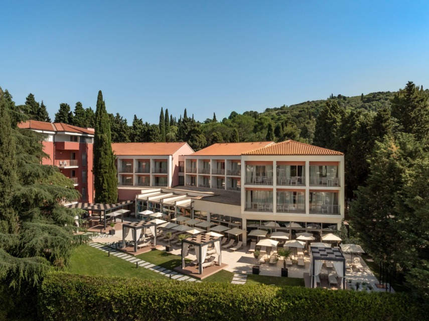 Hotel Lucija po prenovi v novi podobi in s štirimi zvezdicami